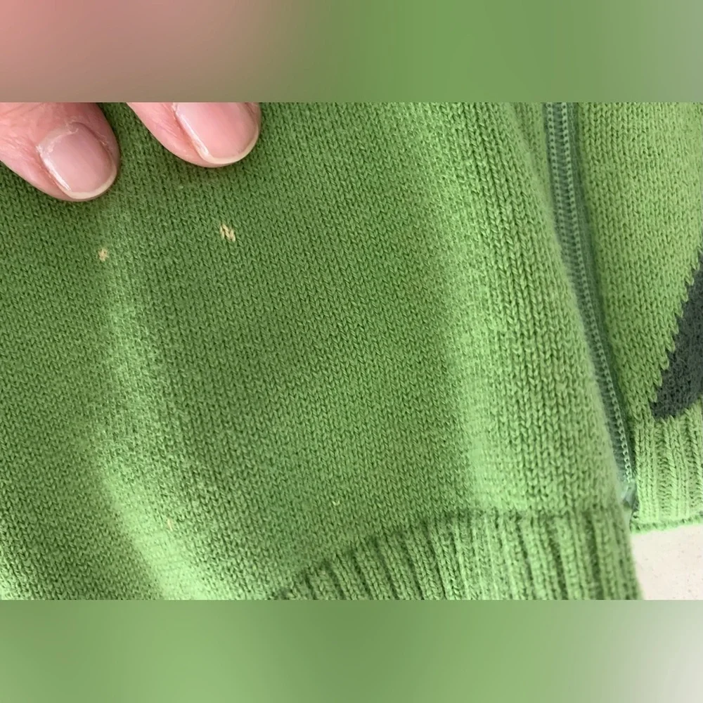 Izod 90’s Vintage Women's V-Neck Argyle Cardigan - Green and Blue